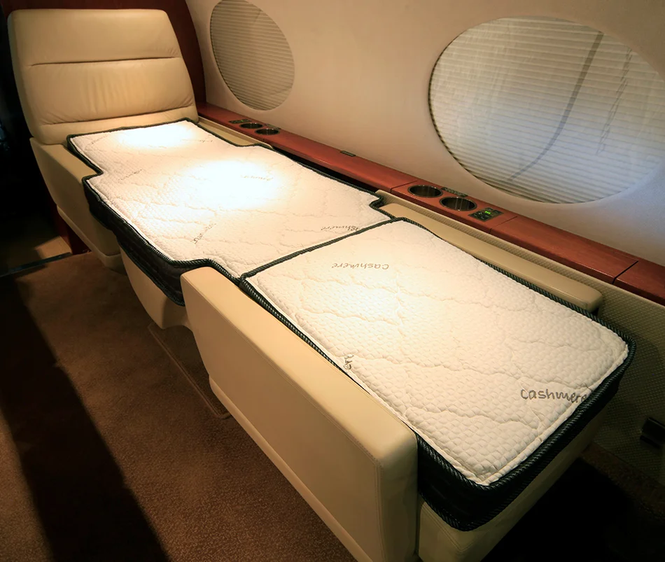 Private Jet Mattress Club Seat with Fold-Down